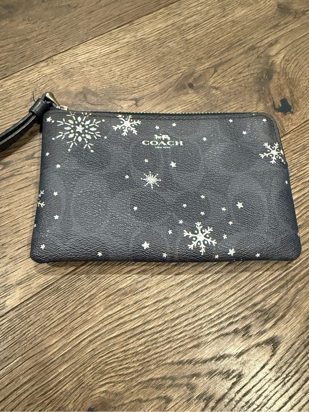 Coach Snowflake Wristlet. EUC